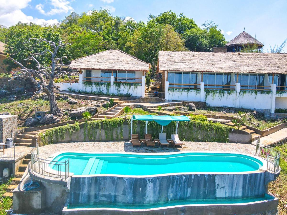 Theodor Hotel 라부안 바조 외부 사진