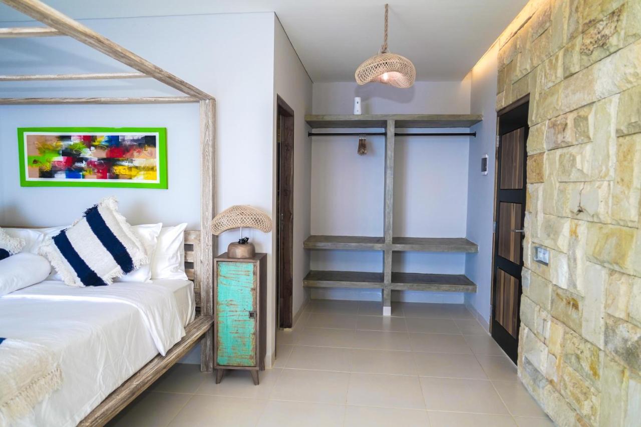 Theodor Hotel 라부안 바조 외부 사진